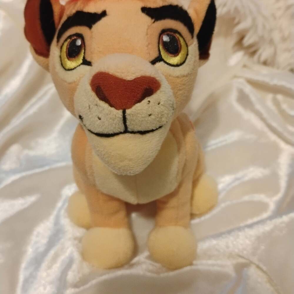 Disney The Lion Guard Kion 7" Plush Stuffed Animal